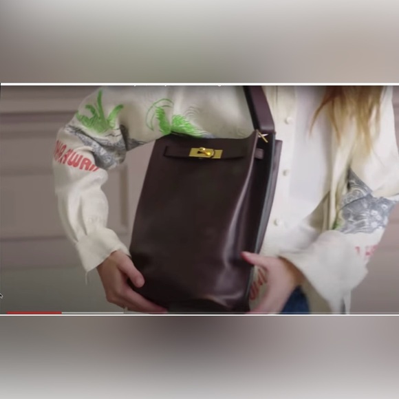 SOLD Hermes So Kelly 22 orange Clemence with GHW - Picture 11 of 12